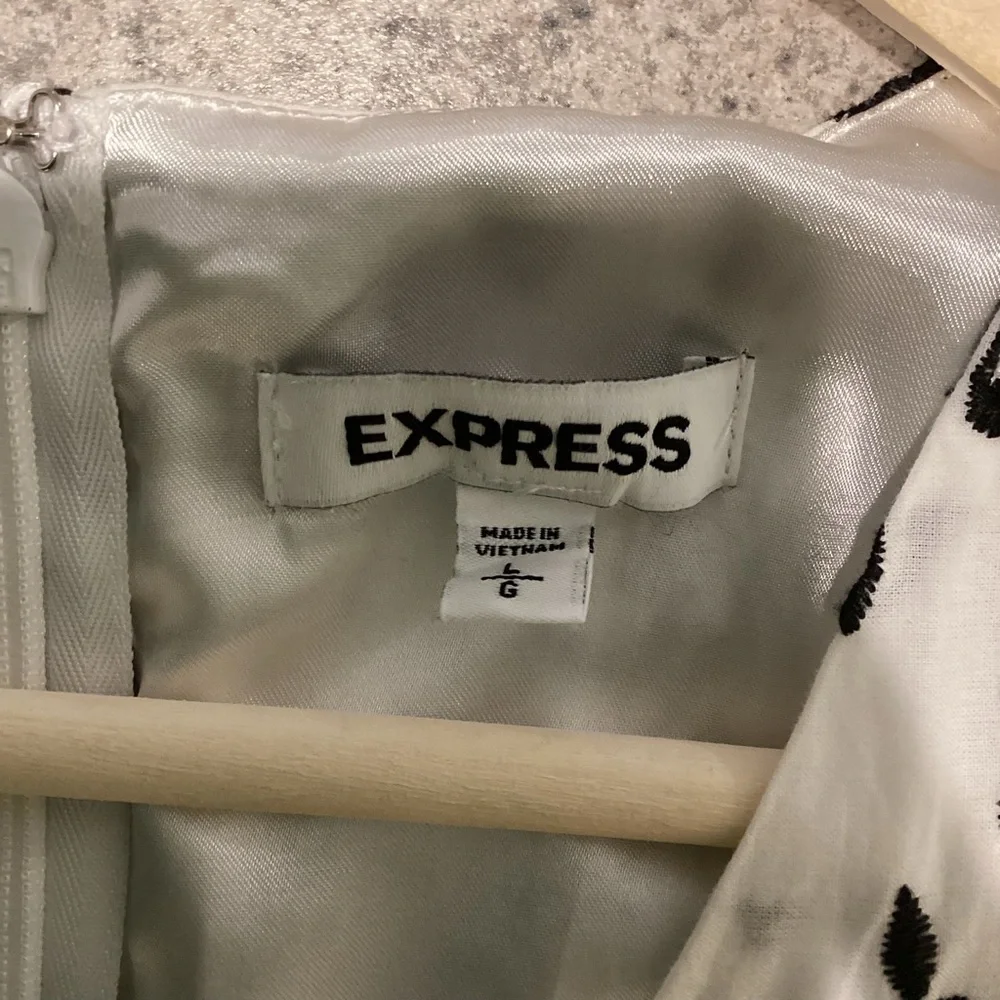 Express Black & White Embroidered Eyelet Tiered Fit & Flare Dress - Picture 9 of 12